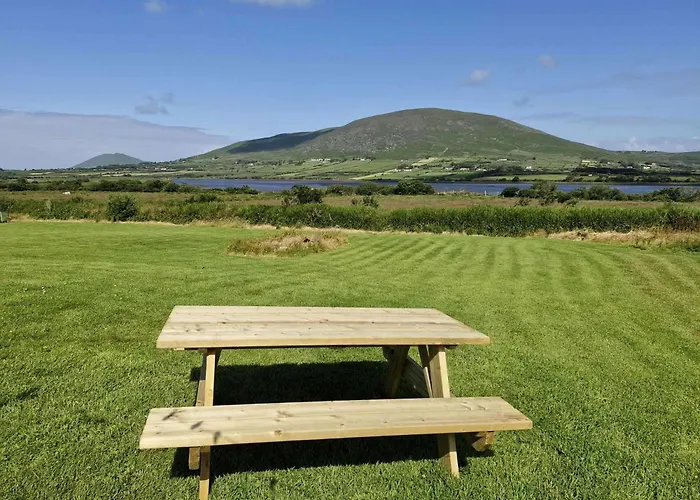 Rose - Sleeps 2 & Stunning Seaside Views *