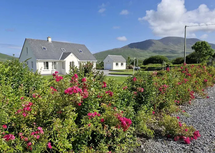 Rose - Sleeps 2 & Stunning Seaside Views Villa