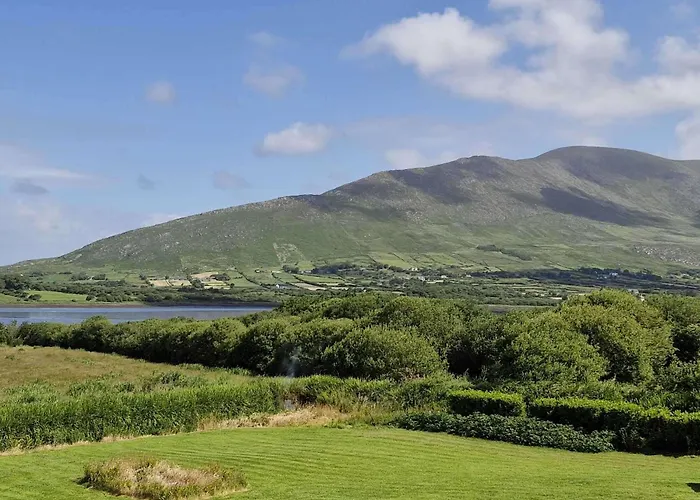 Rose - Sleeps 2 & Stunning Seaside Views